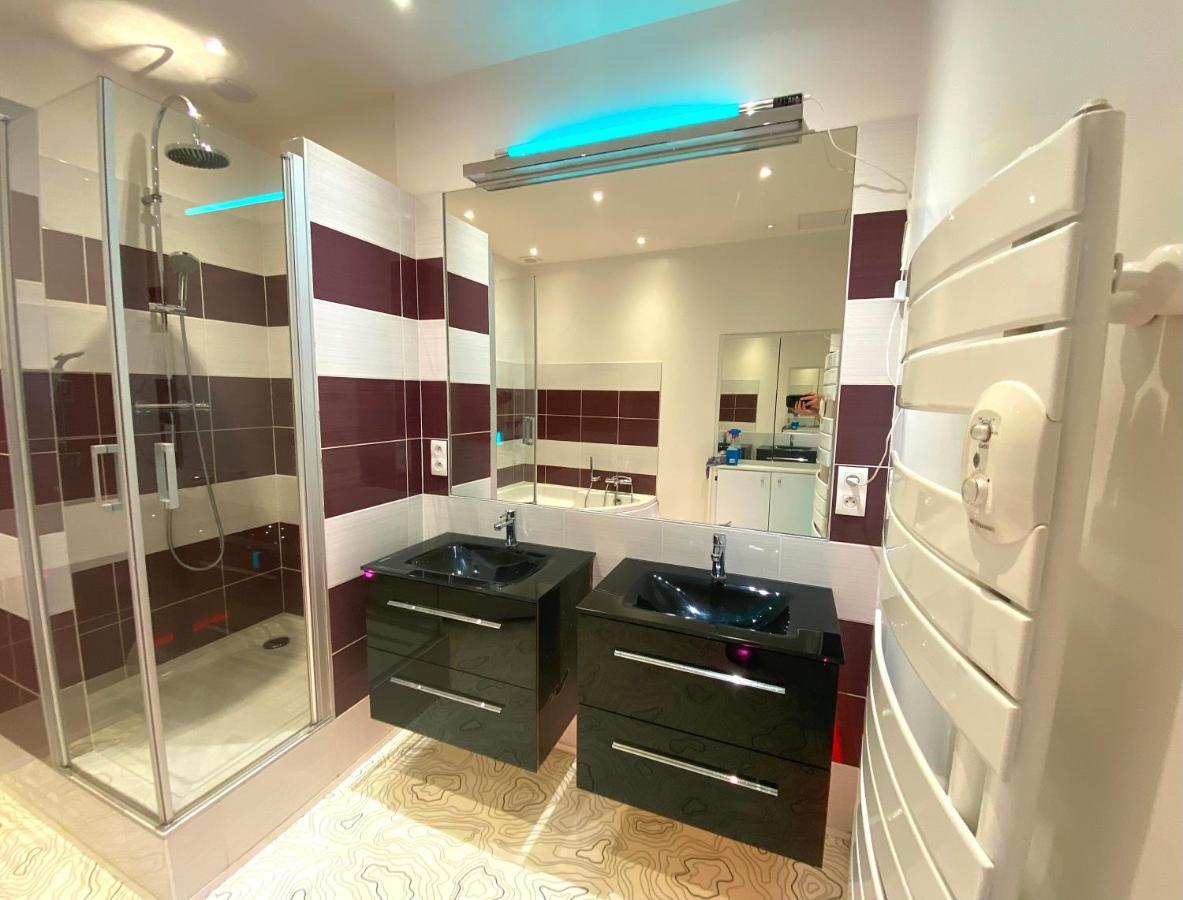 Floydroom'S Pau Chambre Hotes Standing Dans Appartement Partage Proche Chateau Bagian luar foto