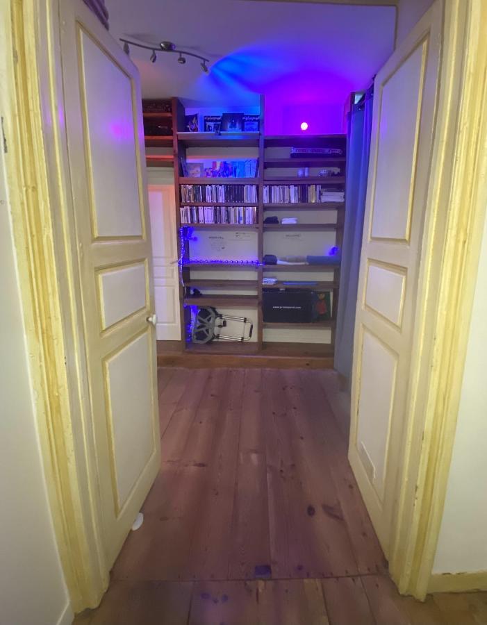 Floydroom'S Pau Chambre Hotes Standing Dans Appartement Partage Proche Chateau Bagian luar foto